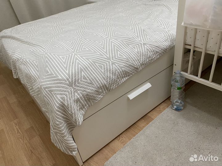 Кровать IKEA бримнэс