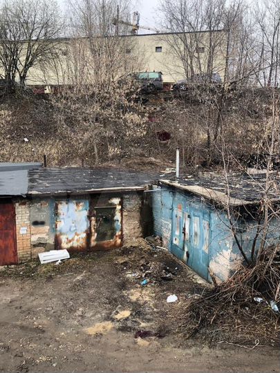 Гараж, > 30 м²