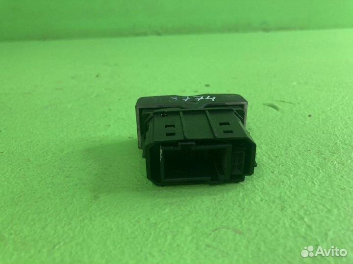 Включатель клавишный mercedes-benz actros MP III