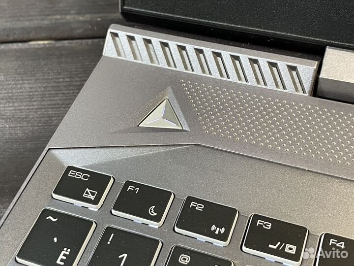 Игровой ноутбук RTX 3050 IPS SSD512 GB