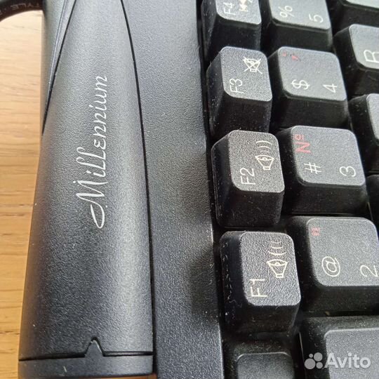 Механическая клавиатура BTC millenium