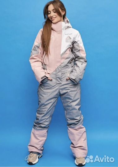 Горнолыжный комбинезон женский