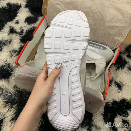 Оригинал 44 eu nike AIR MAX 2090