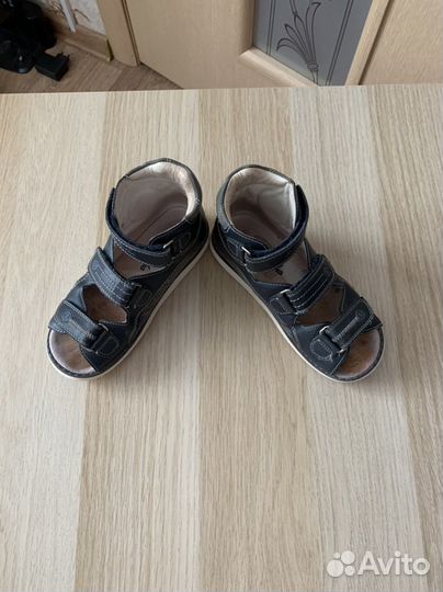 Ортопедические сандалии