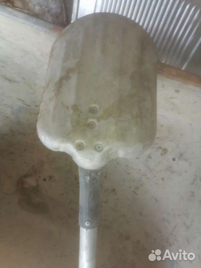 Лопата автомобильная Berchouse