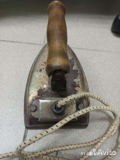 Утюг электрический ретро винтаж 60-х