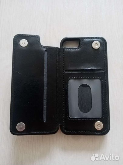 Чехол на iPhone SE