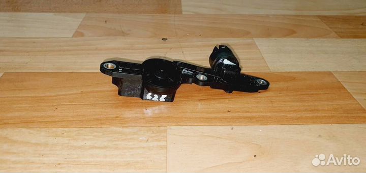 Датчик эксцентрикового вала BMW E87