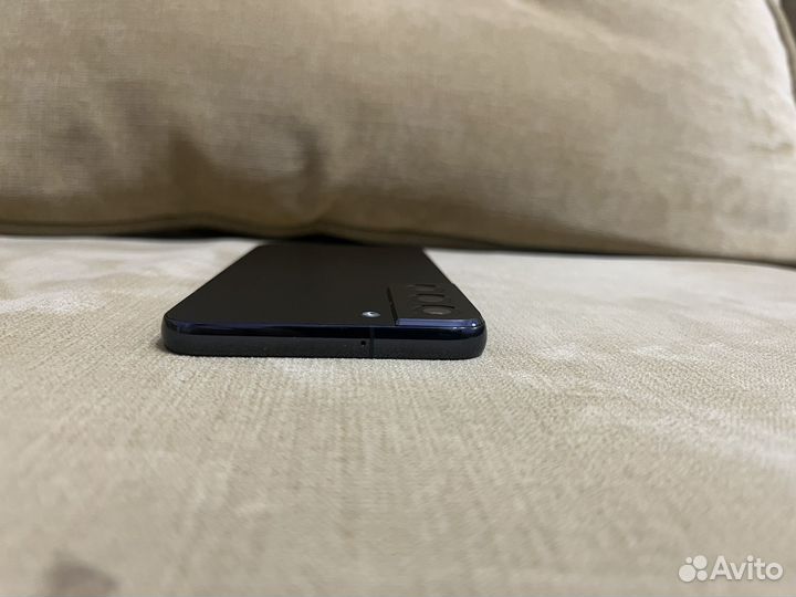 Samsung Galaxy S22+, 8/256 ГБ
