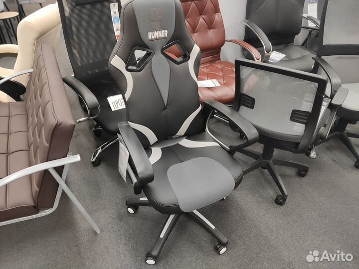 Кресло компьютерное Раннер новое