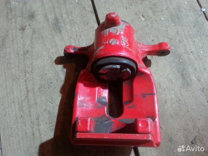 W166 ml суппорт задний амг на мерседес x166 gl