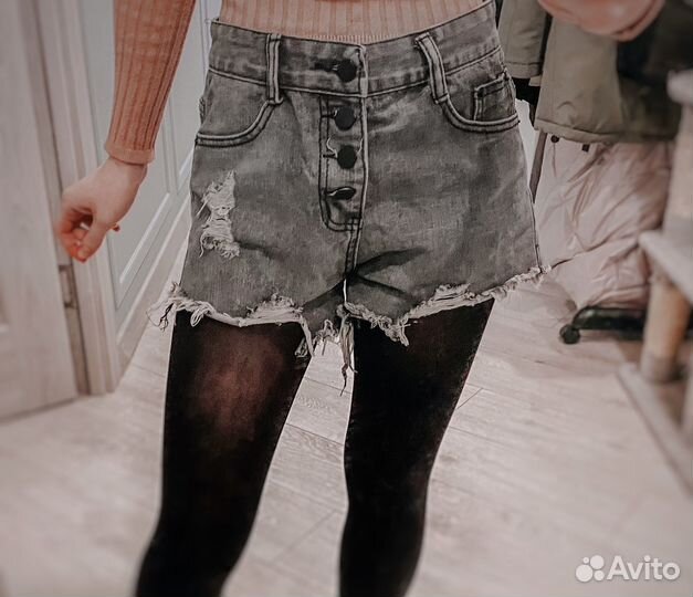 Джинсовые шорты