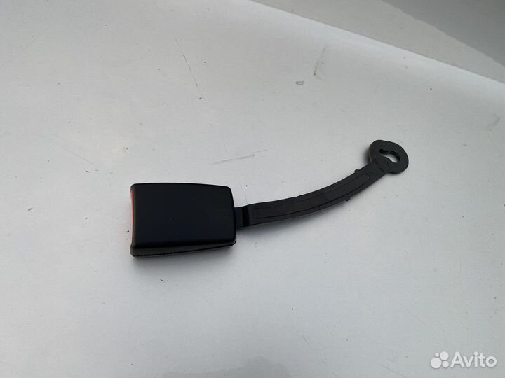 Замок ремня безопасности Skoda Oktavia A7