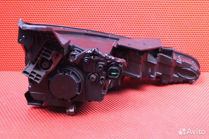 Фара левая Hyundai Elantra AD G4FG 92101-F2520