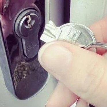 Вскрыть замок сейф авто дверь