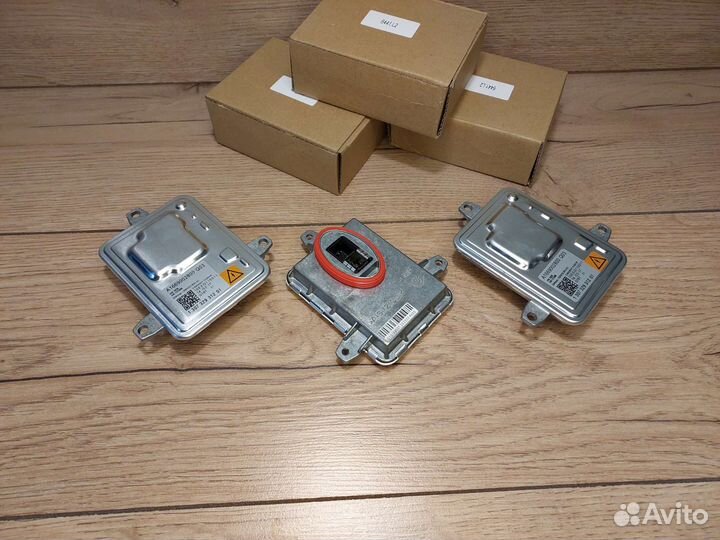 Блок розжига ксенона BMW Mersedes w204 A1669002800