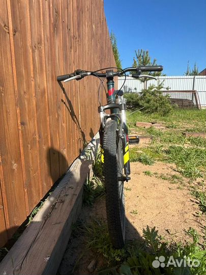 Велосипед скоростной горный GT