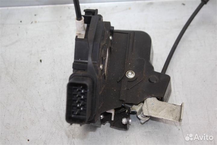 Замок двери задней левой Ford Focus 2