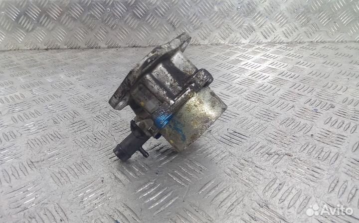 Насос вакуумный Renault Megane