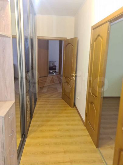 2-к. квартира, 67 м², 1/9 эт.