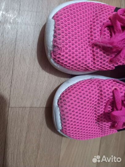 Кроссовки adidas