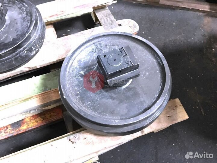 Колесо направляющее Hyundai R450LC-3A