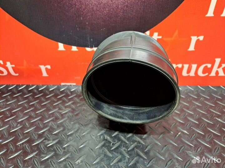 Патрубок воздушного фильтра