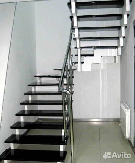 Лестница винтовая с монтажем
