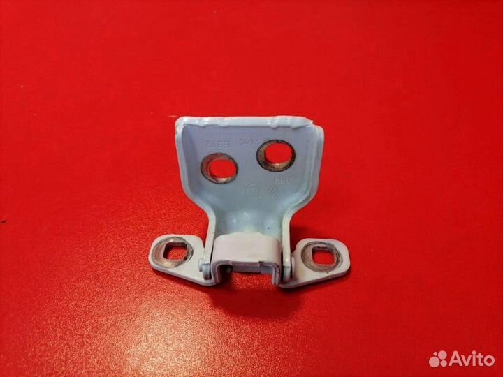 Петля двери 6001546883 - renault