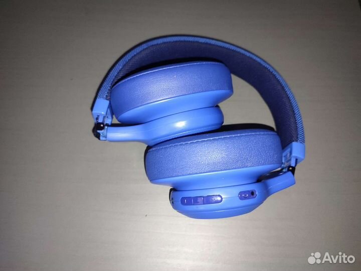 Беспроводные наушники jbl E55BT