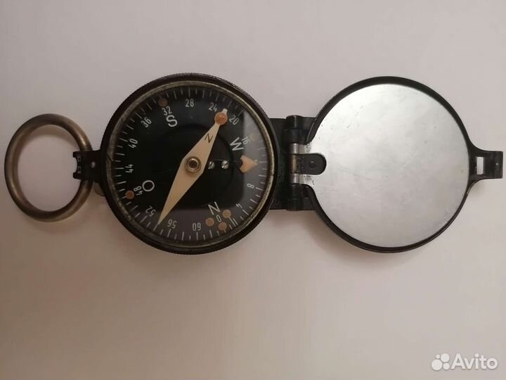 Компас D.R.G.M