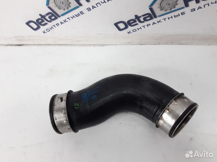 Патрубок интеркулера Volkswagen Touran 2.0 TDI BKD