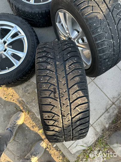 Зимние колеса Bridgestone R17 Skoda