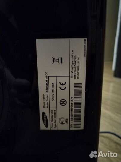 Монитор Samsung