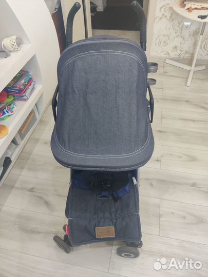 Прогулочная коляска трость