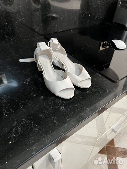 Туфли женские 38 размер