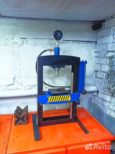 Пресс гидравлический