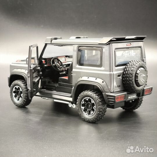 Модель автомобиля Suzuki Jimny 1:24 (20см)