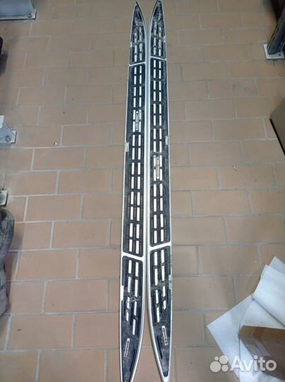 Накладки на пороги mercedes 167