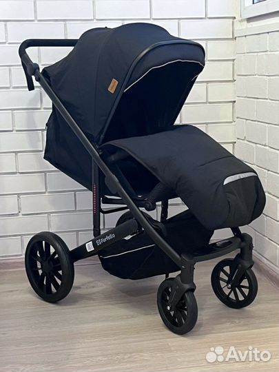 Детская прогулочная коляска Bonnie Black