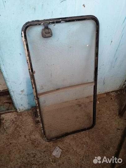 Окно на Газель
