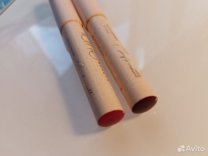 Latte Beauty карандаш - помада