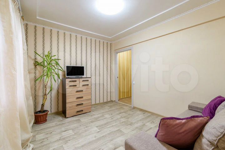 2-к. квартира, 60 м², 3/5 эт.