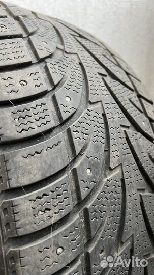 RoadX RX Frost WH12 245/45 R18 100H