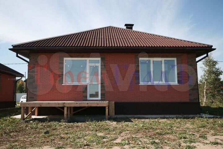 Коттедж 102 м² на участке 10 сот.