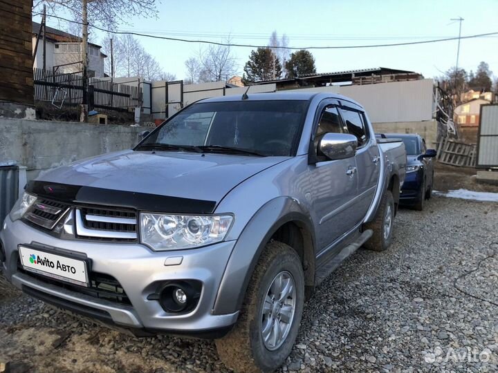 Mitsubishi L200 2.5 AT, 2014, 198 000 км