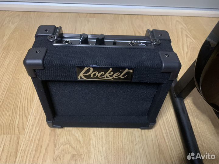 Комплект Электрогитара и Комбо + чехол + шнур