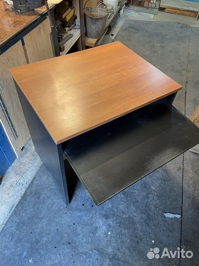 Компьютерный стол б/у