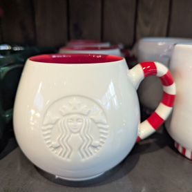 Новогодние кружки Starbucks, Новые