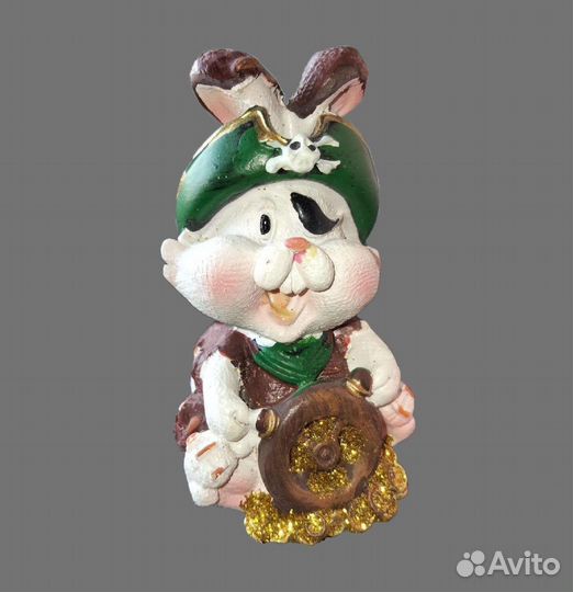 Статуэтка фарфоровая Заяц брелок Свинка Игрушка